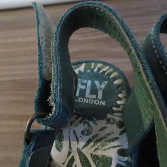 FLY LONDON Leather Yisa Wedge Sandals in Forest Green Sz US 6-6.5 / EU 38 - Picture 13 of 13